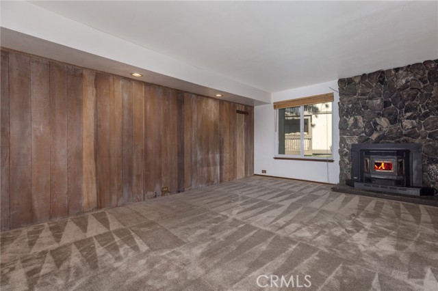 2113 Meridian Boulevard, Mammoth Lakes CA: https://media.crmls.org/medias/4eb26781-a695-4a29-9d50-aab8520e1703.jpg