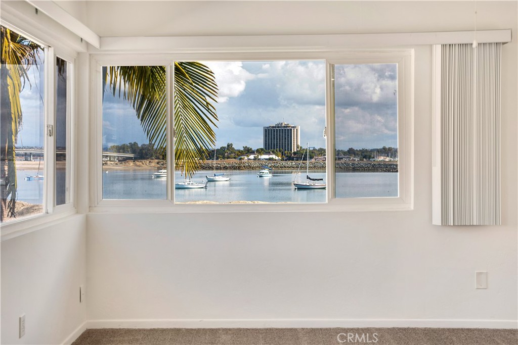 2857 Bayside Walk