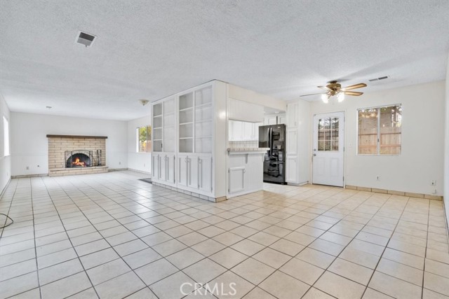 155 Walnut Street, Arroyo Grande CA: https://media.crmls.org/medias/4eb5238b-f46f-4239-ad7f-2f21727ce5f7.jpg