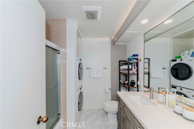 Detail Gallery Image 9 of 16 For 222 S Central Ave #320,  Los Angeles,  CA 90012 - 1 Beds | 1 Baths