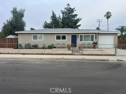 942 Front Street