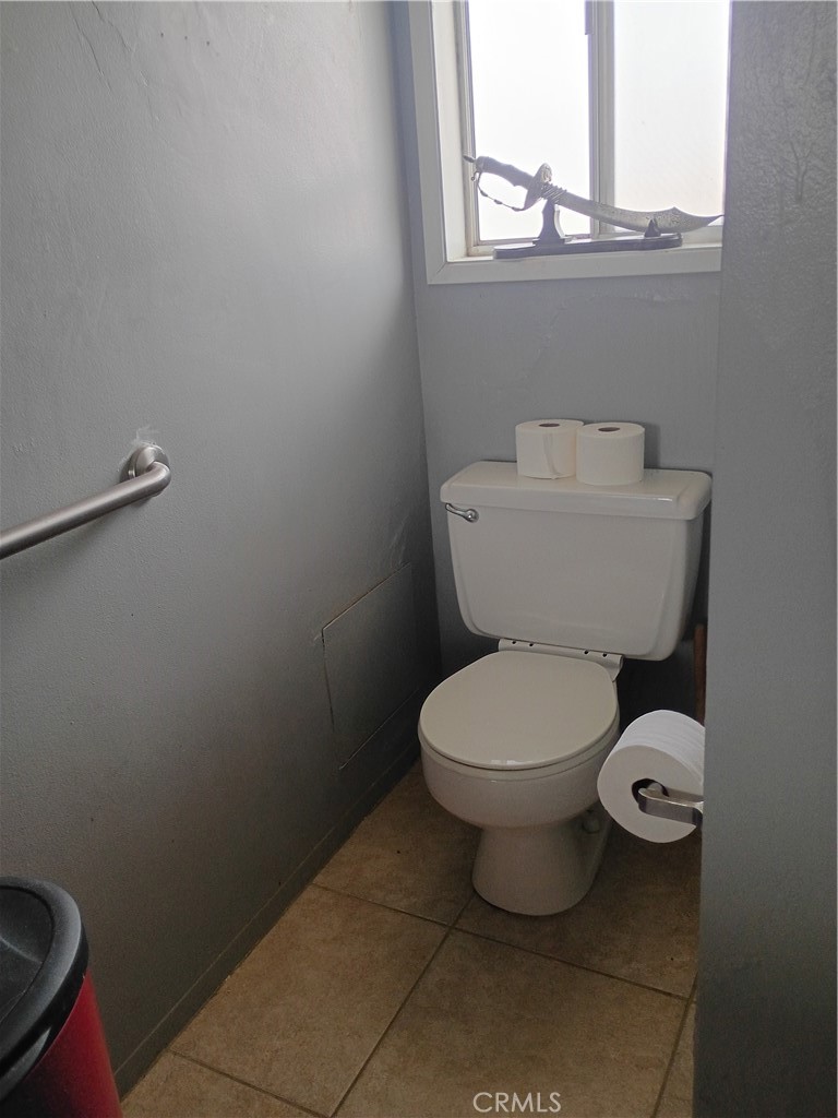 https://media.crmls.org/medias/4eb82647-b207-4782-9a42-78355dff3913.jpg?preset=X-Large