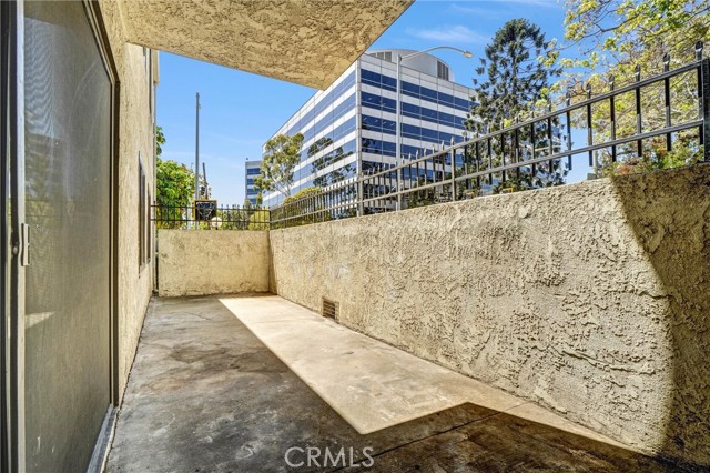 Detail Gallery Image 14 of 19 For 700 W 3rd St #A117,  Santa Ana,  CA 92701 - 2 Beds | 2 Baths