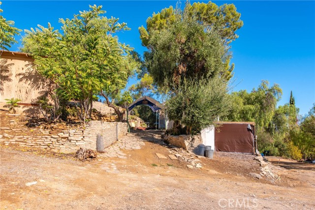 Image 17 of 24 For 24039 Eagle Mountain Street