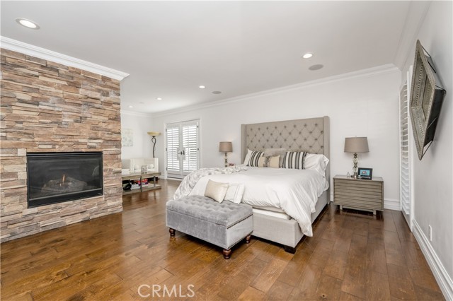 Detail Gallery Image 9 of 22 For 3677 Eddingham Ave, Calabasas,  CA 91302 - 6 Beds | 6/1 Baths