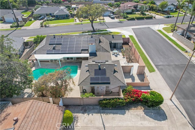 Image 6 of 61 For 14242 Clarissa Lane