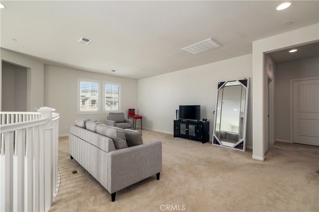 MLS #SW25070441 img 35