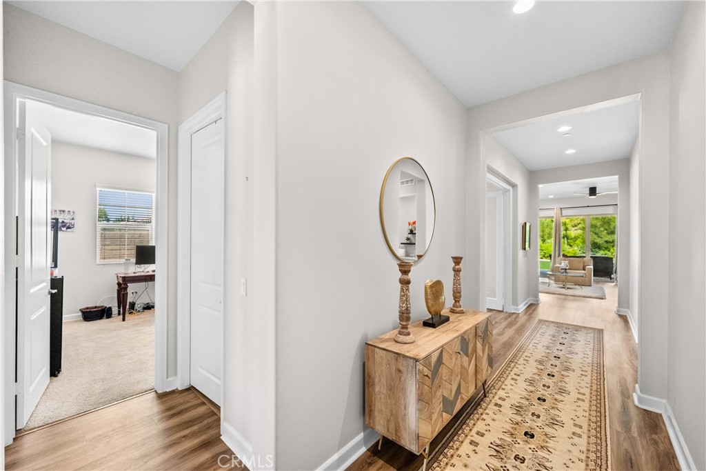 MLS #OC25159239 img 14