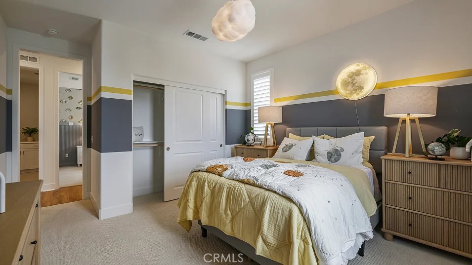 MLS #OC25222995 image #17