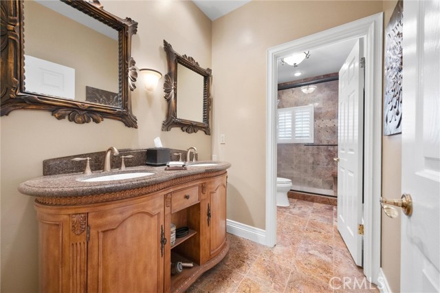 Detail Gallery Image 42 of 72 For 8905 Saint Cloud Ln, Bakersfield,  CA 93311 - 4 Beds | 4/1 Baths