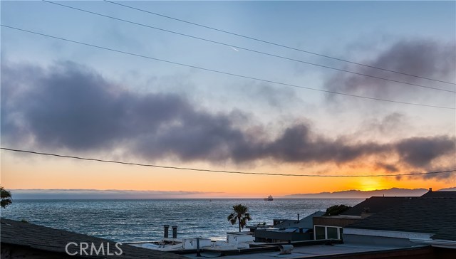 4218 Ocean Drive, Manhattan Beach, California 90266, ,Residential Income,Sold,Ocean Drive,SB17135275