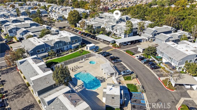 Detail Gallery Image 35 of 42 For 30 Remington, Irvine,  CA 92620 - 2 Beds | 2 Baths