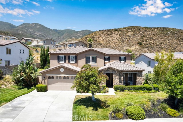 14668 Stageline Lane, Fontana CA: https://media.crmls.org/medias/4ebd66a6-0f4b-46a4-ada5-59fafa20d89c.jpg