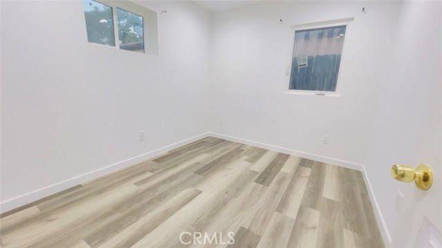 1458 W Summit Street, Long Beach CA: https://media.crmls.org/medias/4ebd7512-086f-40f6-9b5e-d2b87243b64e.jpg