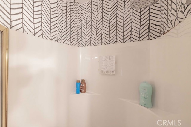 Detail Gallery Image 36 of 43 For 721 Bear Mountain Rd, Big Bear City,  CA 92314 - 3 Beds | 2/1 Baths