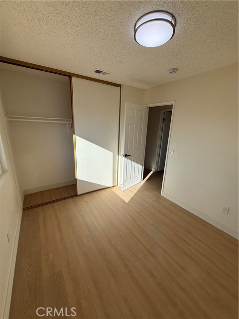 Detail Gallery Image 13 of 41 For 172 E Manchester, San Bernardino,  CA 92408 - 6 Beds | 3 Baths