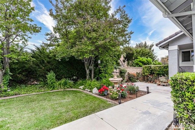 14 Rainbow Ridge Road, Phillips Ranch CA: https://media.crmls.org/medias/4ebece0b-8e19-44ef-a6b4-be97efa5e94d.jpg