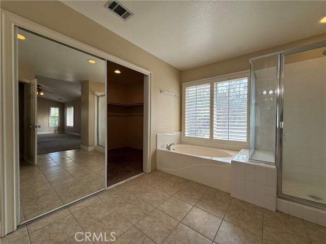 Detail Gallery Image 17 of 25 For 1354 Williamsburg Ln, Corona,  CA 92882 - 4 Beds | 3 Baths