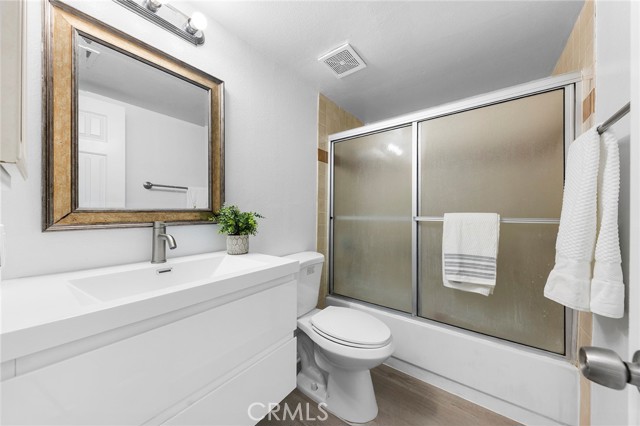 321 N Lincoln Avenue, Monterey Park CA: https://media.crmls.org/medias/4ebf9097-17ab-4fd6-8fc6-5553db23c8fe.jpg