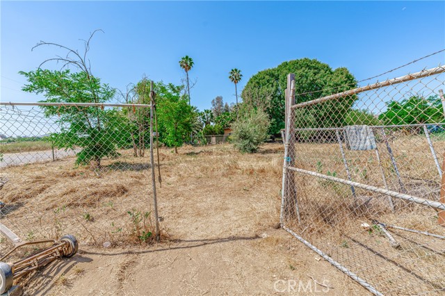 Detail Gallery Image 10 of 14 For 24085 Marie St, Perris,  CA 92570 - 2 Beds | 2 Baths