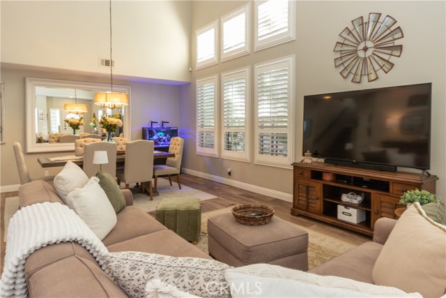 Image 9 of 55 For 2 Alamitos  