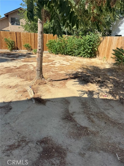Detail Gallery Image 18 of 31 For 647 E Jenner St, Lancaster,  CA 93535 - 3 Beds | 2/1 Baths