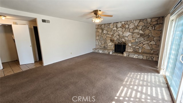 2800 Hill photo 2
