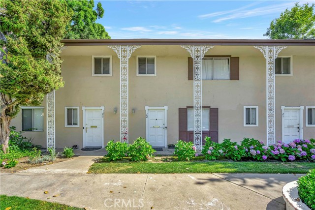 2525 N Bourbon St #L2, Orange, CA 92865