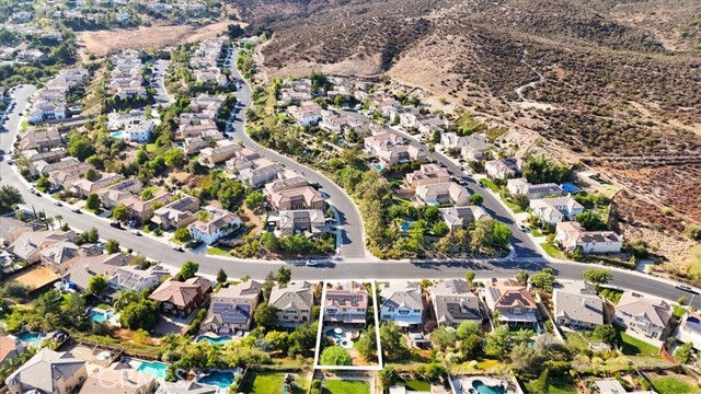 Detail Gallery Image 61 of 69 For 27569 Bottle Brush, Murrieta,  CA 92562 - 4 Beds | 2/1 Baths