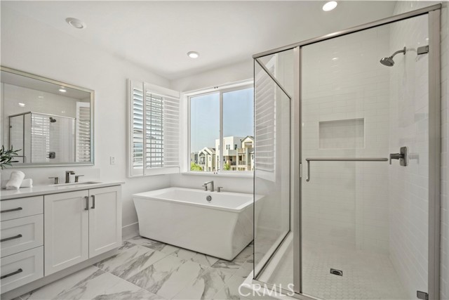 297 Lynx, Irvine CA: https://media.crmls.org/medias/4ec3e4c8-beca-4f43-a92d-29a06400a1d4.jpg