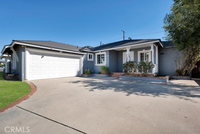 7708 Penfield photo 3