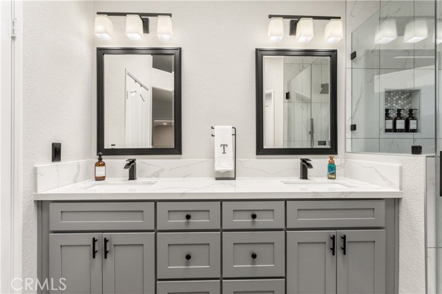Detail Gallery Image 16 of 29 For 40108 Villa Venecia, Temecula,  CA 92591 - 4 Beds | 2/1 Baths