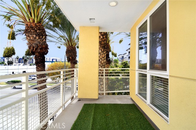 Detail Gallery Image 16 of 31 For 21301 Erwin St #343,  Woodland Hills,  CA 91367 - 2 Beds | 2 Baths