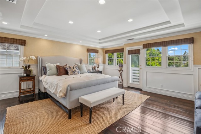 Detail Gallery Image 4 of 36 For 24 Cape Woodbury, Newport Beach,  CA 92660 - 5 Beds | 4/1 Baths