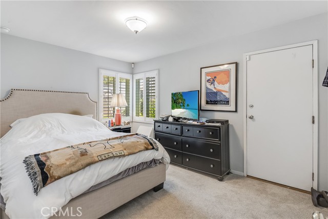Image 14 of 20 For 3042 Glendon Avenue