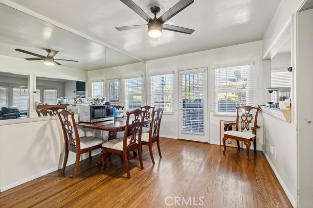 Detail Gallery Image 8 of 38 For 2027 W 93rd, Los Angeles,  CA 90047 - 3 Beds | 3 Baths