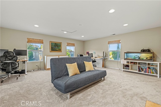 28238 Alton Way, Castaic CA: https://media.crmls.org/medias/4ec6deb6-39d7-41cf-88a0-d3b917b01ee7.jpg