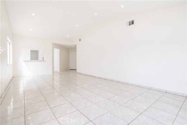 Detail Gallery Image 23 of 28 For 44662 Foxboro Ct, Lancaster,  CA 93535 - 3 Beds | 2 Baths