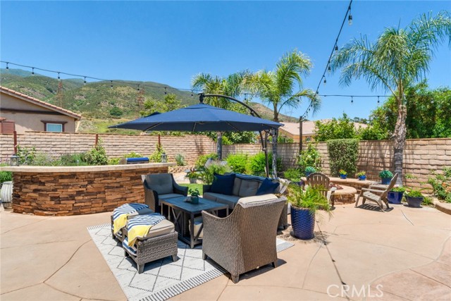 4765 Falconview Court, Fontana CA: https://media.crmls.org/medias/4ec6f2bf-0ea2-4dcc-ab63-2a6fe7b76c82.jpg