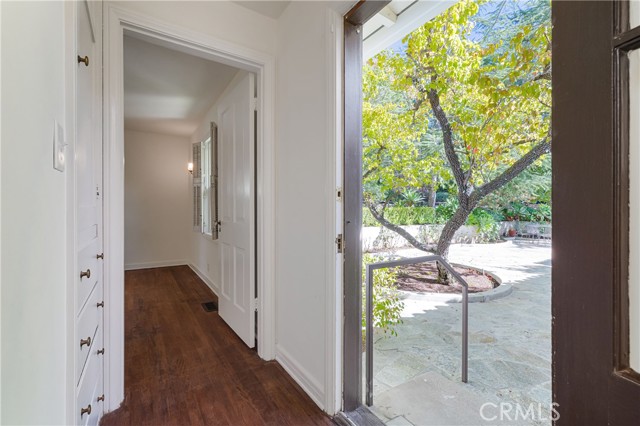 Detail Gallery Image 21 of 49 For 4805 Alta Canyada, La Canada Flintridge,  CA 91011 - 3 Beds | 3 Baths