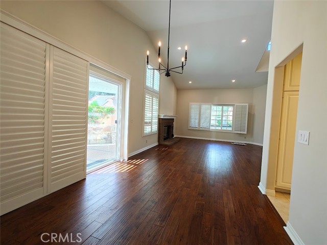 Detail Gallery Image 6 of 23 For 8128 E Candleberry Cir, Orange,  CA 92869 - 4 Beds | 2/1 Baths