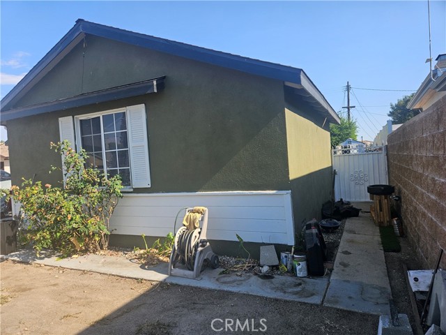Detail Gallery Image 4 of 22 For 13448 Stagg St, Panorama City,  CA 91402 - 3 Beds | 2 Baths
