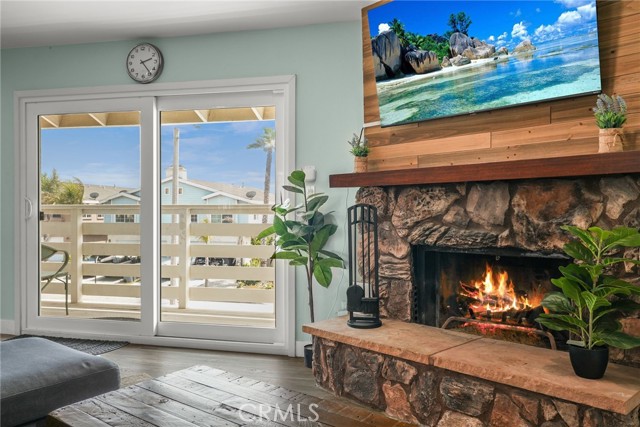 4941 Catamaran Street, Oxnard CA: https://media.crmls.org/medias/4ec85eae-b670-4d91-b840-3df6a169b82d.jpg