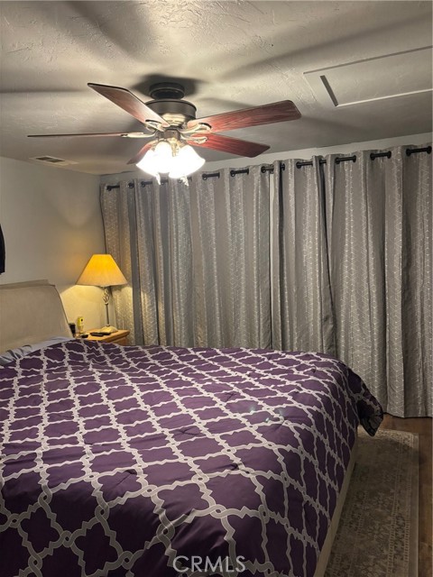 Detail Gallery Image 12 of 19 For 2667 Hunsaker, Running Springs,  CA 92382 - 4 Beds | 2 Baths