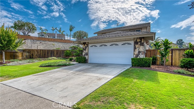 Detail Gallery Image 1 of 28 For 23982 Oswego St, Lake Forest,  CA 92630 - 4 Beds | 2 Baths