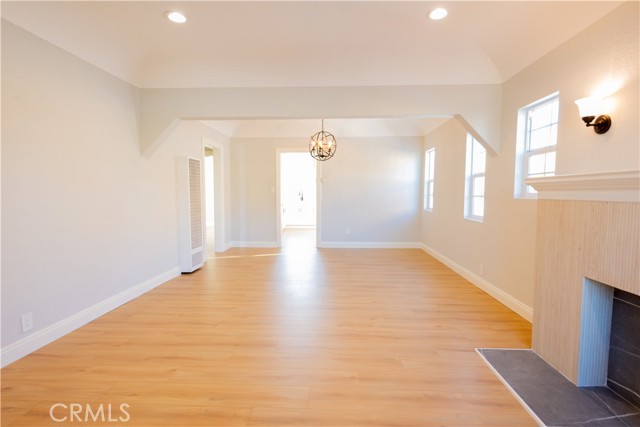 Detail Gallery Image 7 of 28 For 6213 Haas Ave, Los Angeles,  CA 90047 - 2 Beds | 1 Baths