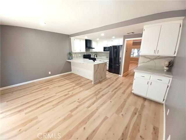 Detail Gallery Image 7 of 41 For 195 Gazania Ct #34,  Thousand Oaks,  CA 91362 - 1 Beds | 1/1 Baths