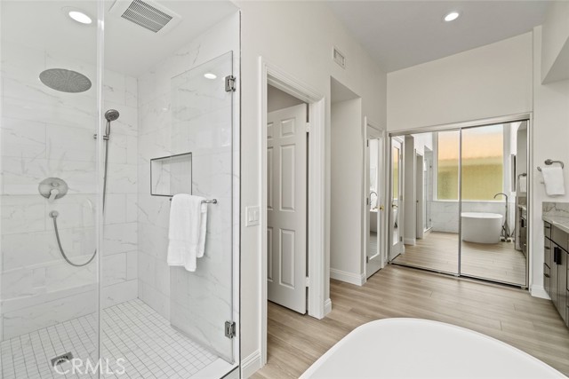 Detail Gallery Image 20 of 36 For 16 Harrisburg, Irvine,  CA 92620 - 5 Beds | 3 Baths