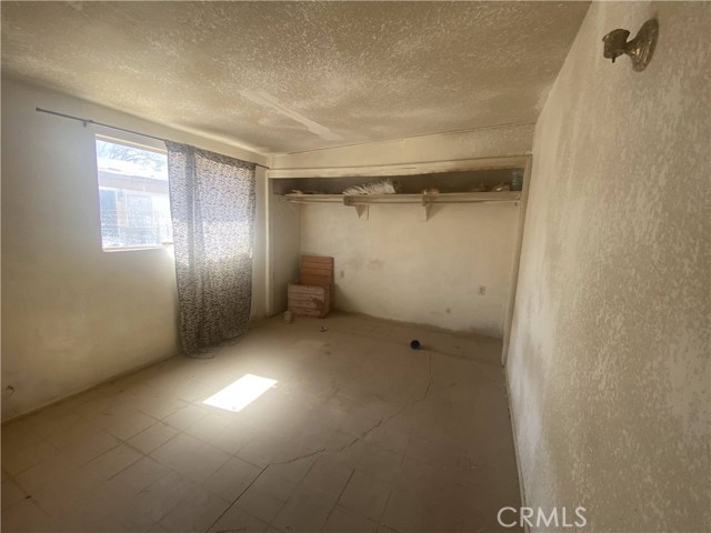 Detail Gallery Image 19 of 30 For Address Is Not Disclosed, Yermo,  CA 92398 - 5 Beds | 2 Baths