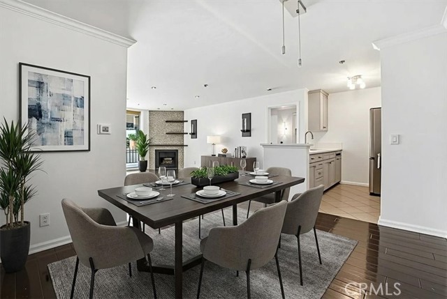 Detail Gallery Image 9 of 44 For 7320 Hawthorn Ave #108,  Los Angeles,  CA 90046 - 2 Beds | 2 Baths